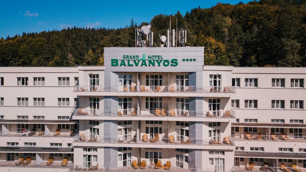 Népszerű szálláslehetőség a bálványosi Grand Hotel is a turisták körében • Fotó: Székely Hírmondó