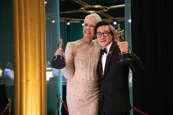 Tarolt a Minden, mindenhol, mindenkor a 95. Oscar-gálán: a tizenegy jelölésből hetet sikerült díjra váltania