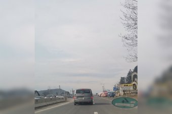 Két autó ütközött össze, négyen megsérültek Csíkszerdában