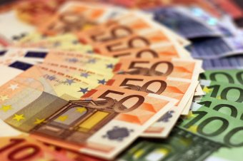 Soha nem volt még ilyen erős az euró a lejhez képest