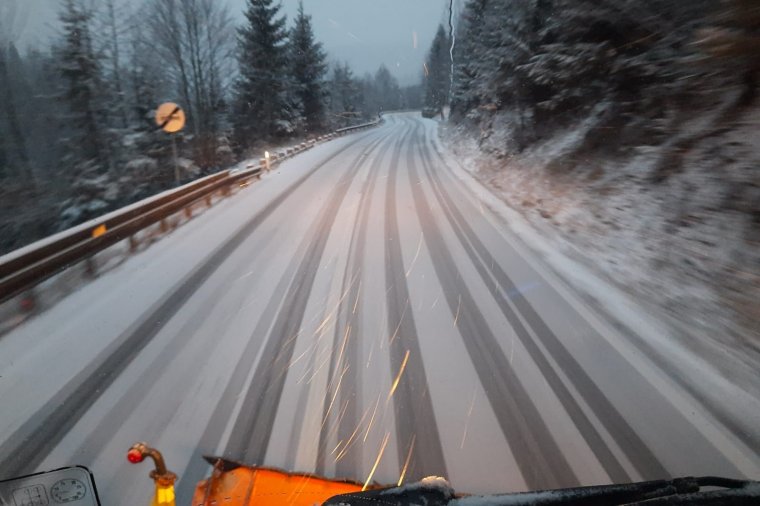 Ismét be kellett vetni a hóekéket