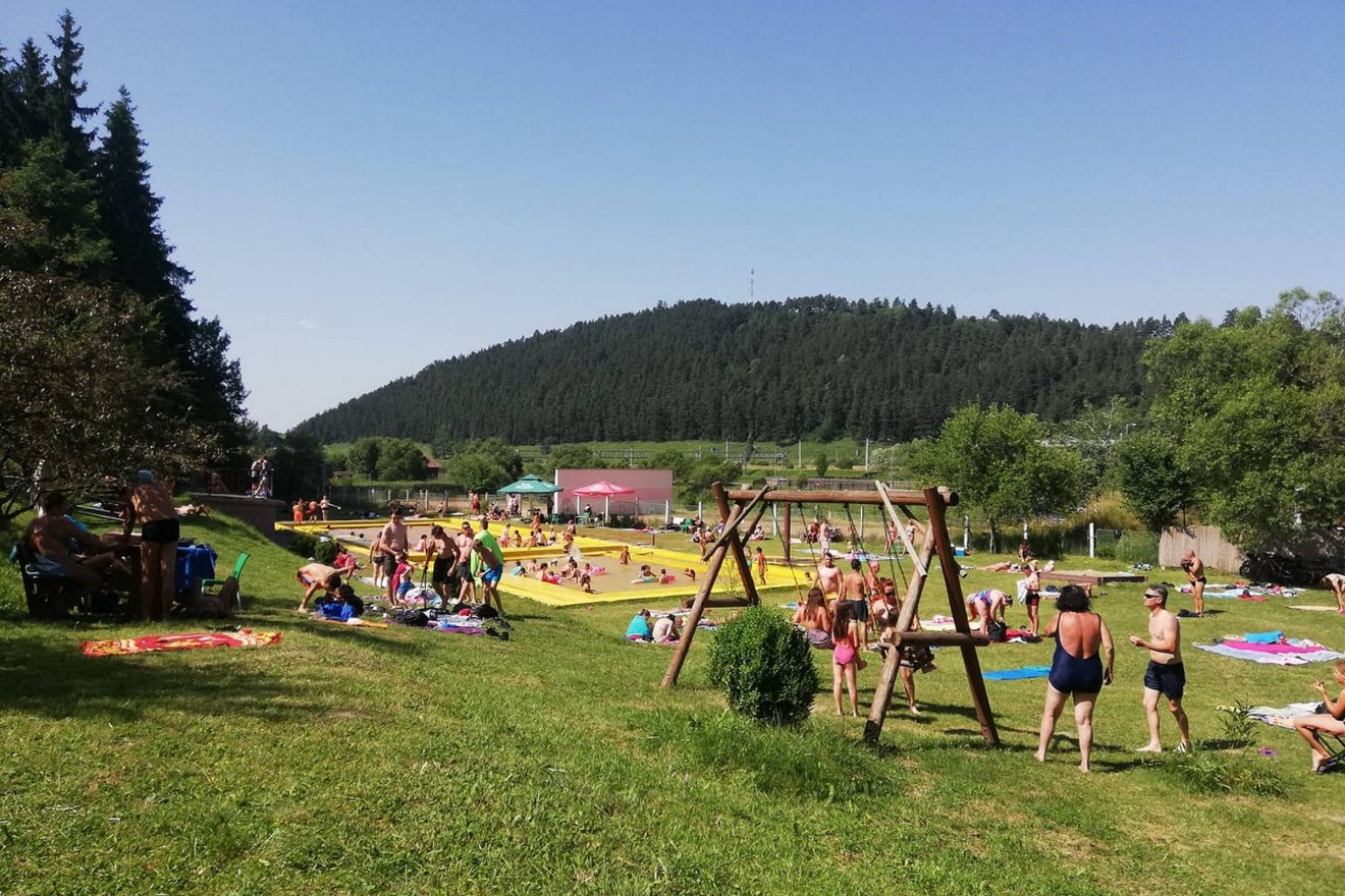 A zsögödfürdői strand négy évvel ezelőtt. Nem sokat változott •  Fotó: Zsögödi Strand/Facebook