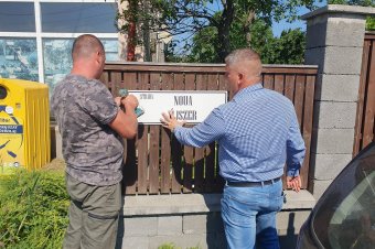 Kétnyelvű utcanévtáblákat helyeztek ki Lemhényben