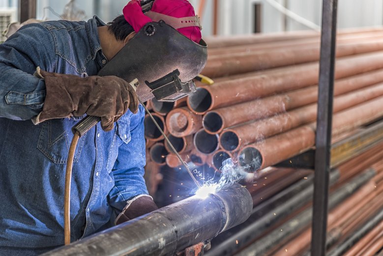 Tovább nőtt az óránkénti munkaerőköltség