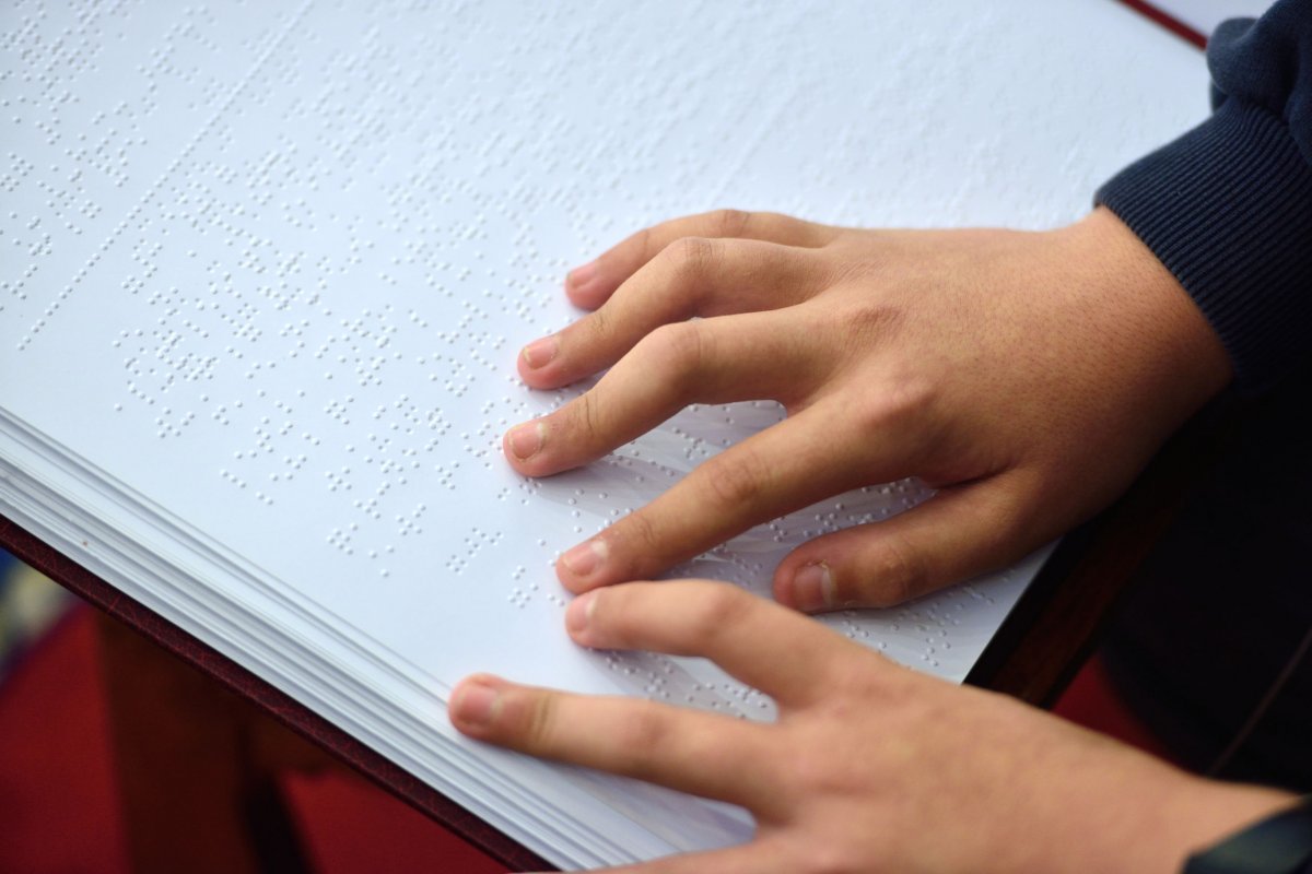 Minden nyelv – így a magyar is – saját Braille-írással rendelkezik, ami eltérhet az eredeti formától. Képünk illusztráció •  Fotó: 123RF
