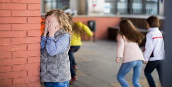 Kastélyozás, labdabújócskázás: okostelefon nélküli gyerekvilág