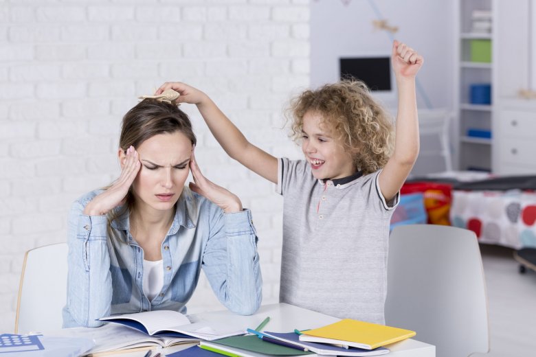 Az ADHD-val élő gyereket nevelni kihívást jelenthet az otthoni és az iskolai környezetben is •  Fotó: 123RF