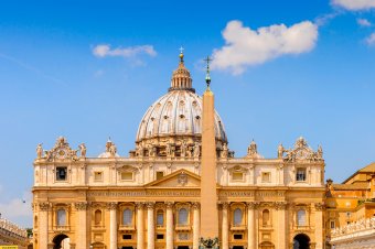 Az AI és Michelangelo kézírása is szerepet kap a Szent Péter-bazilika felszentelésének 400. évfordulóján