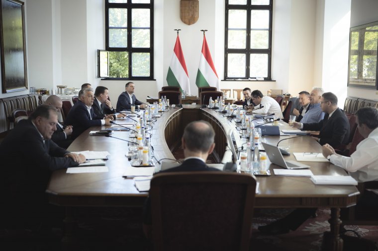 Energia-veszélyhelyzetet hirdettek Magyarországon, már „nem fér bele” a teljes rezsicsökkentés