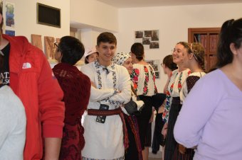 Nemcsak magyarul tanítják a gyerekeket, az „egész csángó lelket” segítik kibontakozni