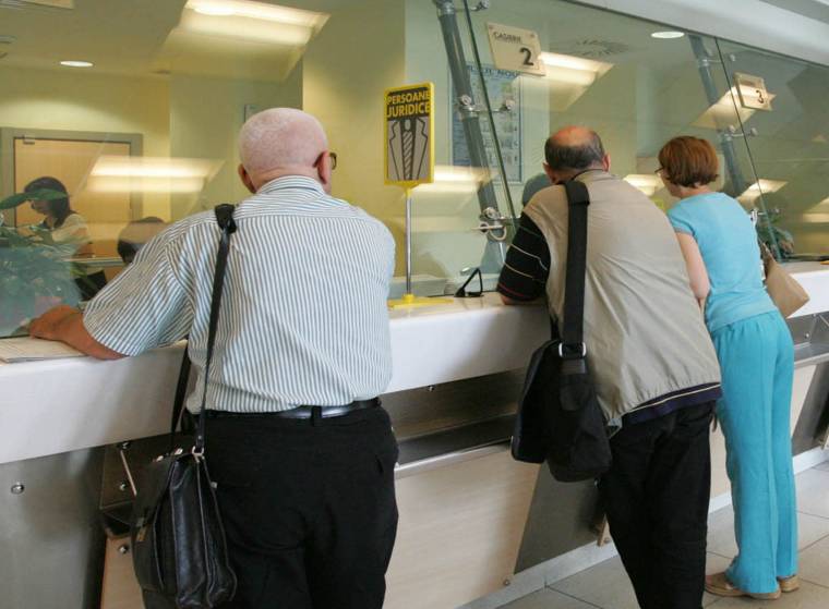 Egyes szolgáltatók még mindig követelik a lelépési díjat