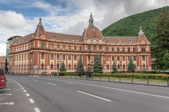 Applikáción jelenthetik a brassóiak, ha kátyút látnak valahol a városban