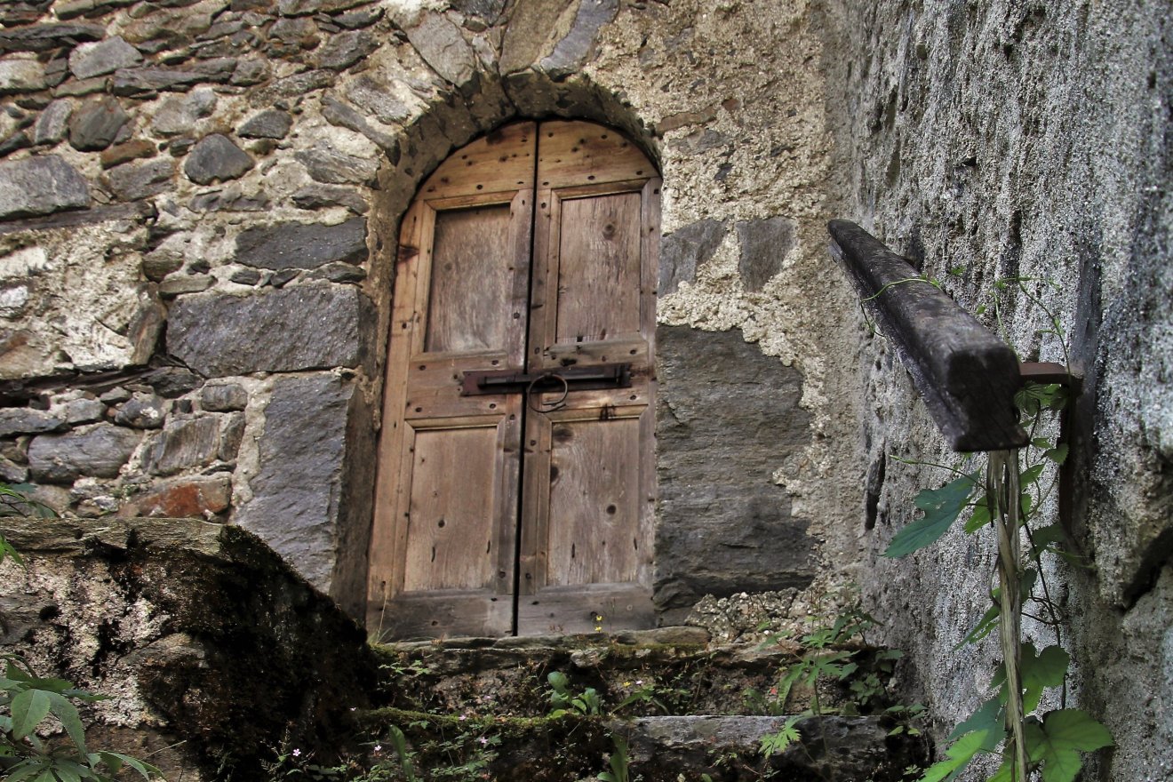 Nincs minden ajtó bezárva? Vannak, akik a jogi kiskapuban bíznak az átalakítás során. Képünk illusztráció •  Fotó: Pixabay