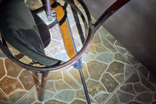 Puskával ment a vendéglőbe