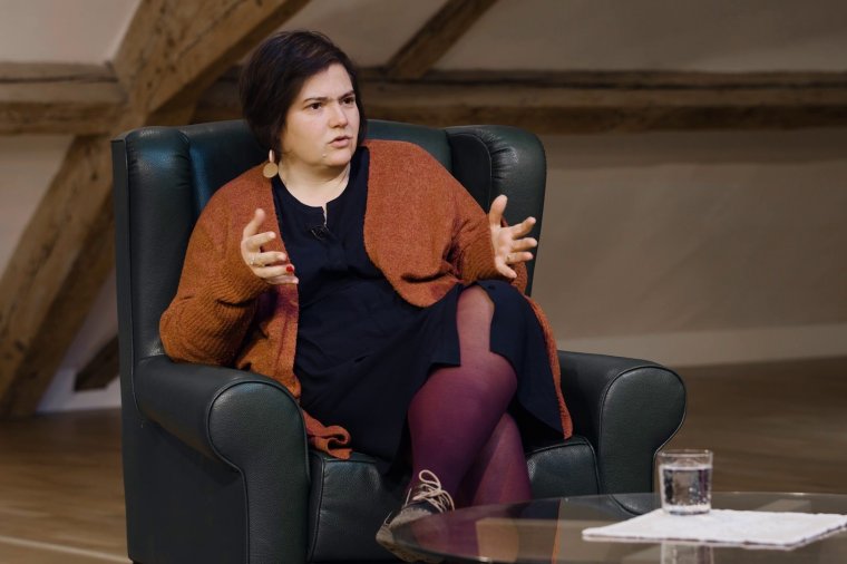 Tabu övezi az öngyilkosság témakörét
