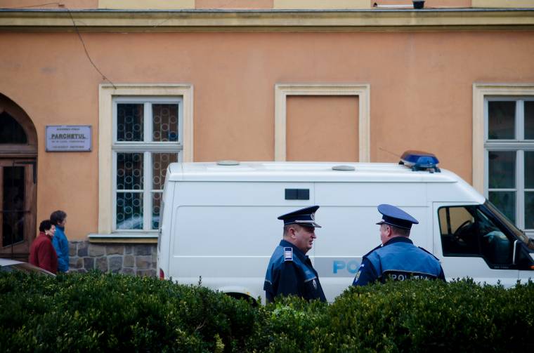 Kijöhetnek, de kerülniük kell a tömeget