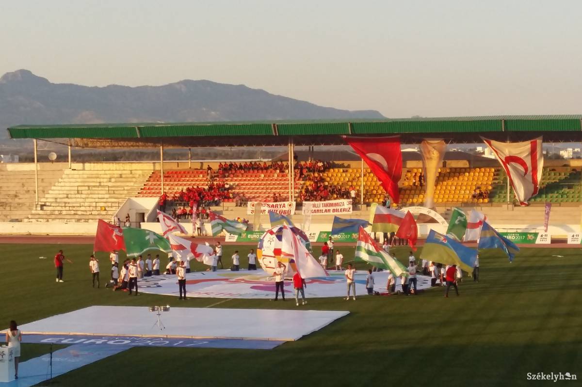 &bullet;  Fotó: Zátyi Tibor