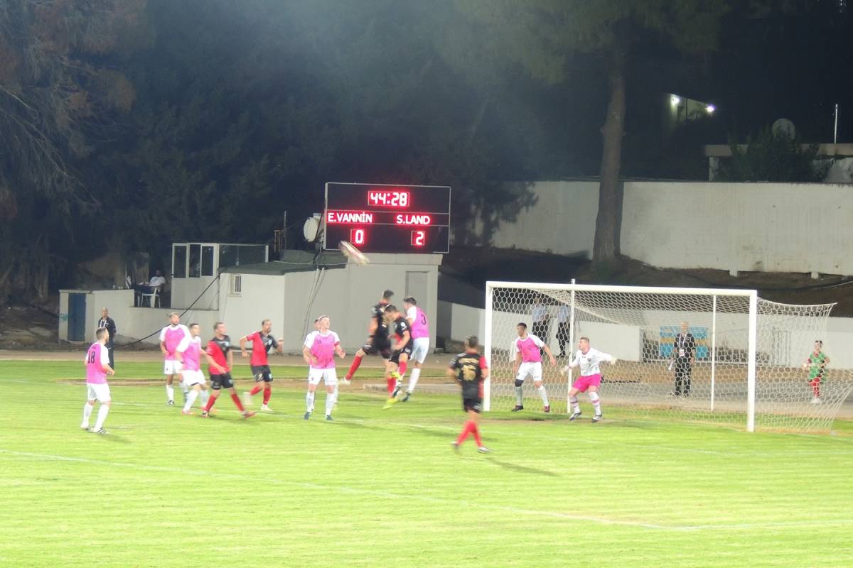 &bullet;  Fotó: Hompoth Dezső