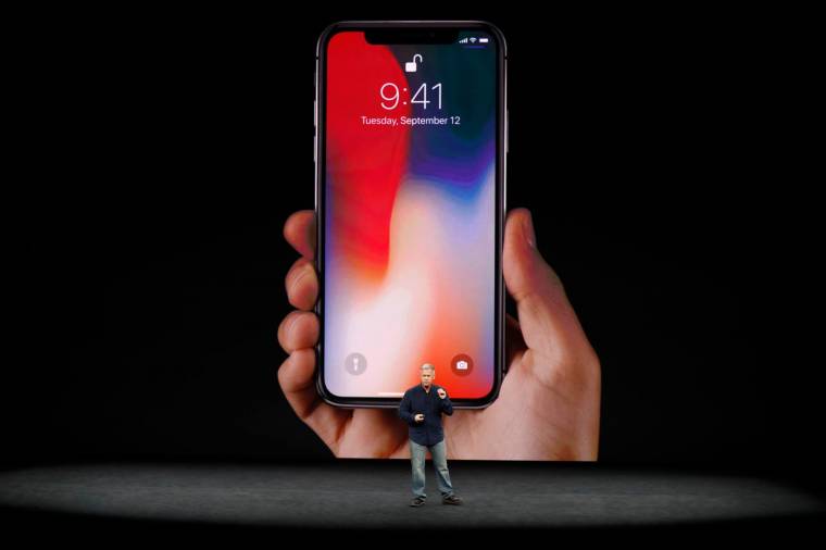 Megjelent az iPhone 8 és az iPhone X