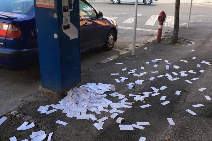 Jackpot: szórta a jegyeket a parkolóautomata