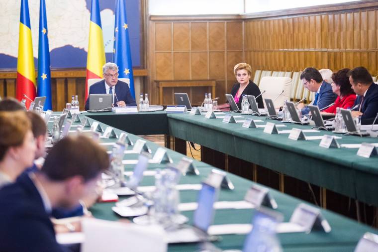 Elfogadta a kormány az idei első költségvetés-kiigazítást