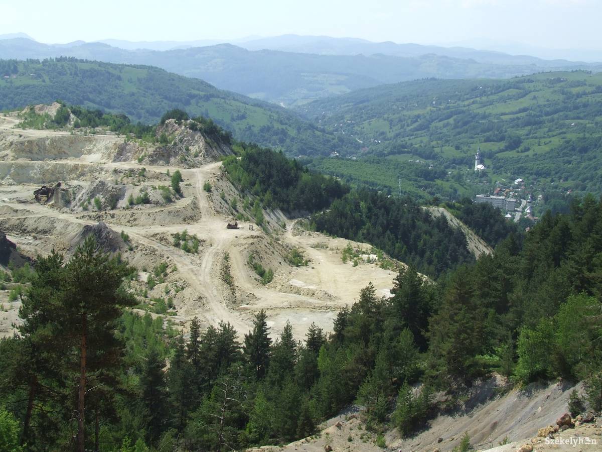 Aranylázálom. A Gabriel Resources bő negyed évszázada vágott bele azóta kudarcba fulladt verespataki bányaprojektjébe •  Fotó: Kozán István