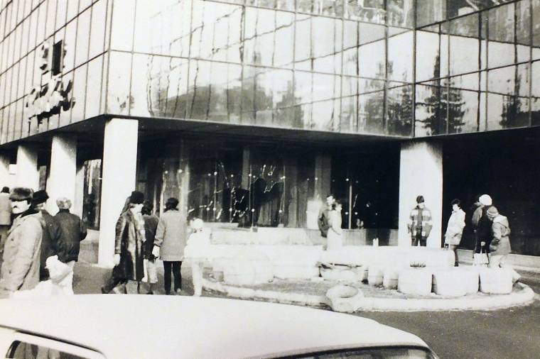 Huszonnyolc év után sincsenek tettesei a marosvásárhelyi gyilkosságoknak
