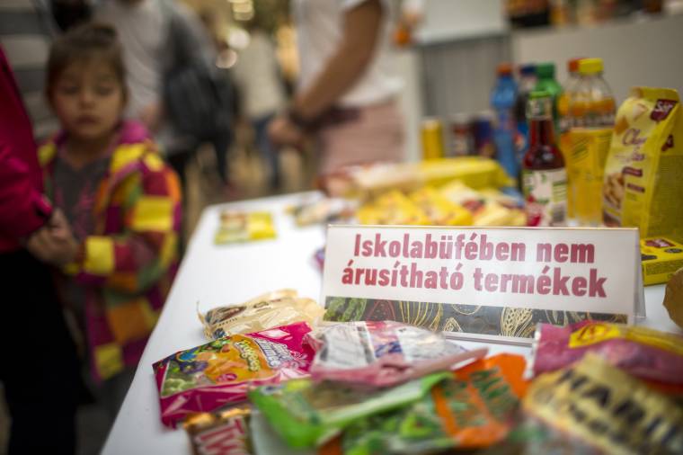 Iskolai büféknek vonták vissza a működési engedélyét Hargita megyében