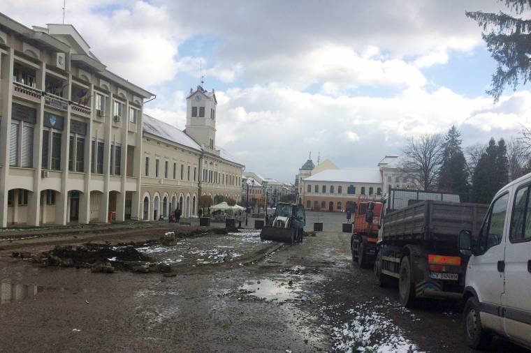 Korcsolyapálya a sárkánydomb helyén