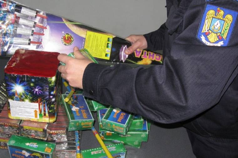 Több mint 41 tonna pirotechnikai eszközt foglalt le a rendőrség