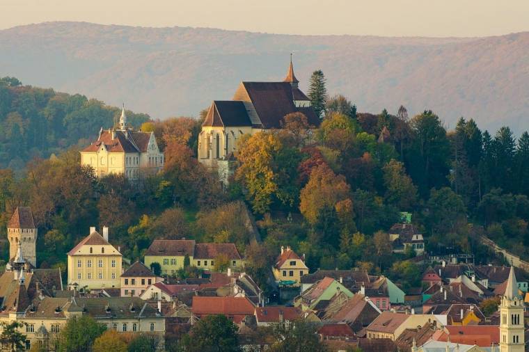 Segesvárt népszerűsítik a dalversenyen
