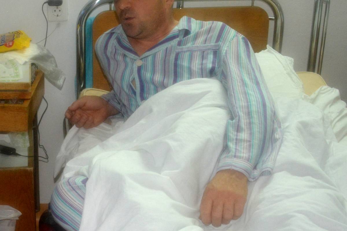 A kórházban mesélt a történtekről a medvetámadás áldozata • Fotó: HMT-sajtószolgálat