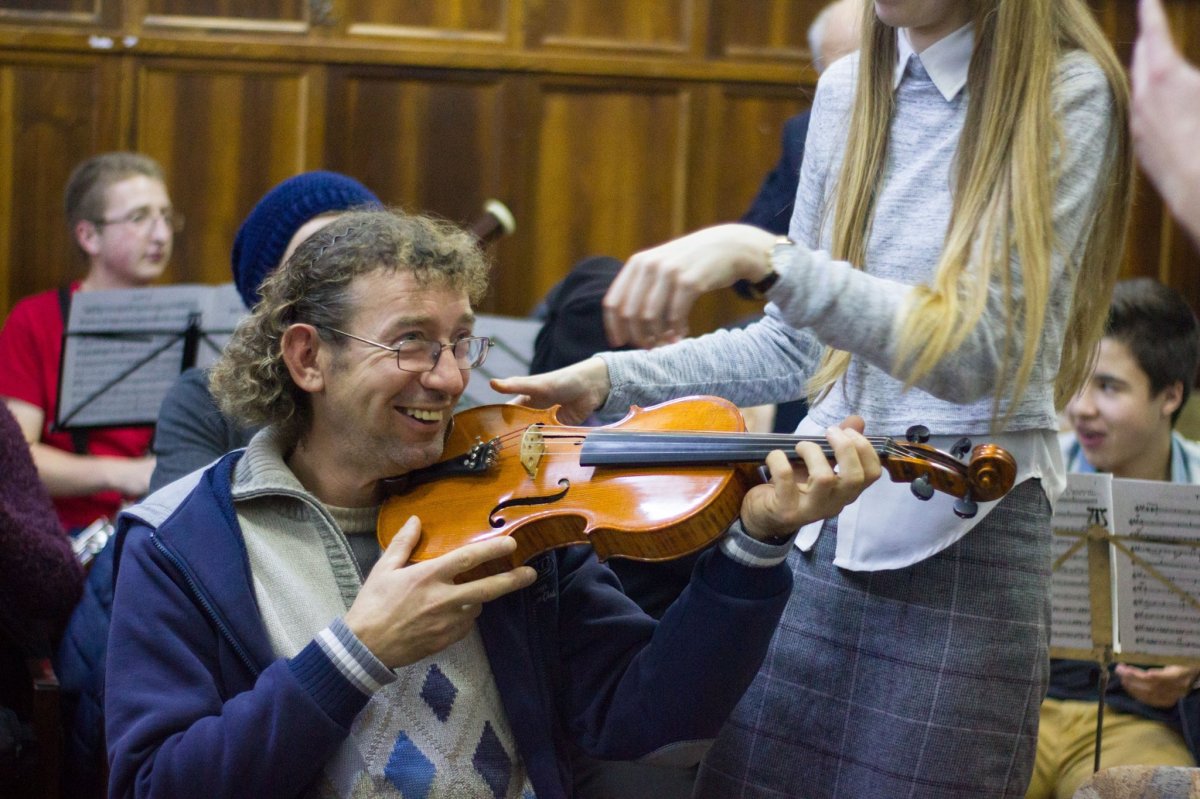 &bullet;  Fotó: Deaf Health Care Center