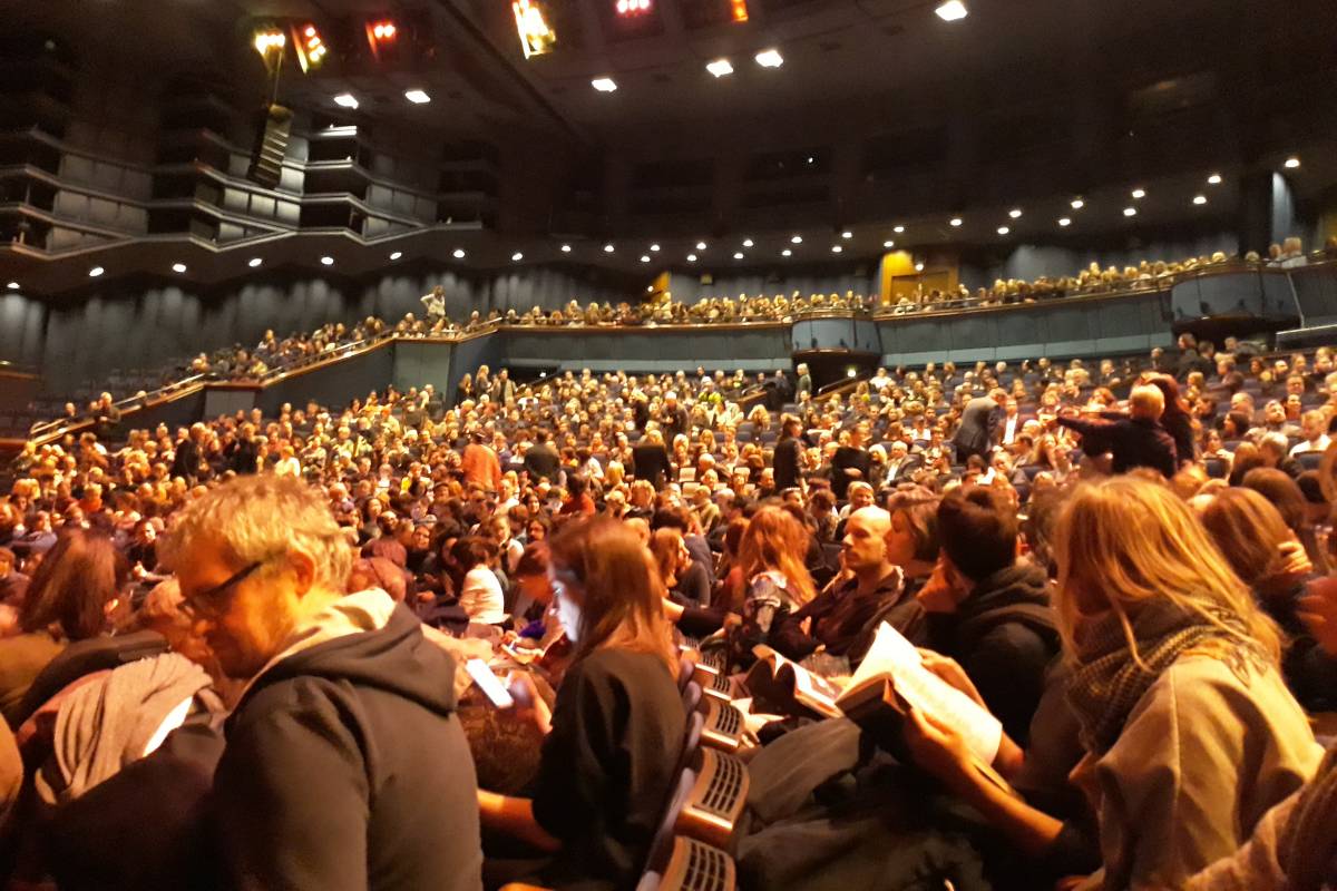 A legnagyobb nézőtérrel rendelkező Berlinale színhely: több, mint 1500 néző fér el Friedrichstadt Palast-ban •  Fotó: Bács Béla János