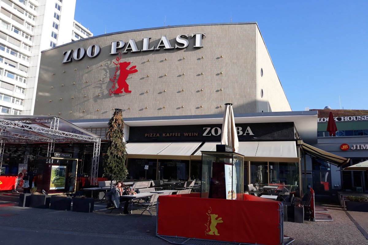 A berlini fal lebontása előtt a Zoo Palast mozi volt a fesztivál legfontosabb helyszíne. Több évtizeden át a filmművészet szolgálatában •  Fotó: Bács Béla János