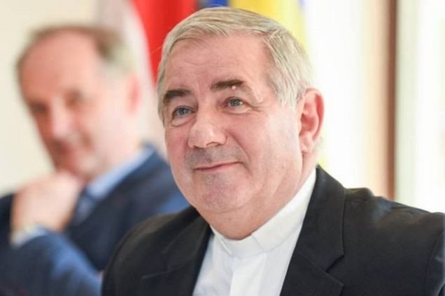 Pál József Csaba megyéspüspök. Szülőfalujában is misézik •  Fotó: Facebook/Temesvári Egyházmegye