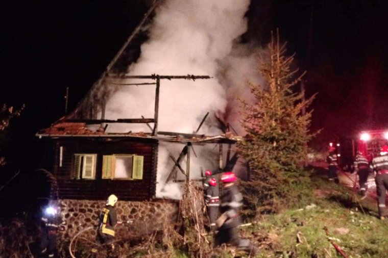 Cigaretta okozhatta a tüzet Homoródfürdőn