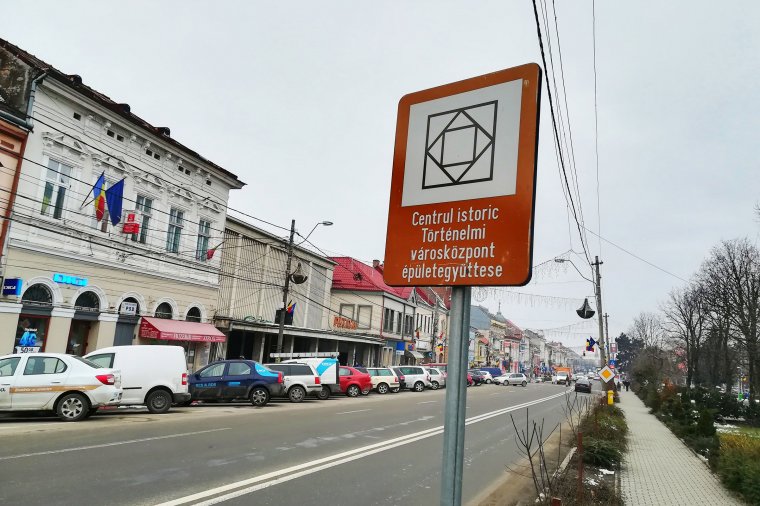 Több ezer lej értékű házfelújítási terveket kaphatnak ingyen e város lakói