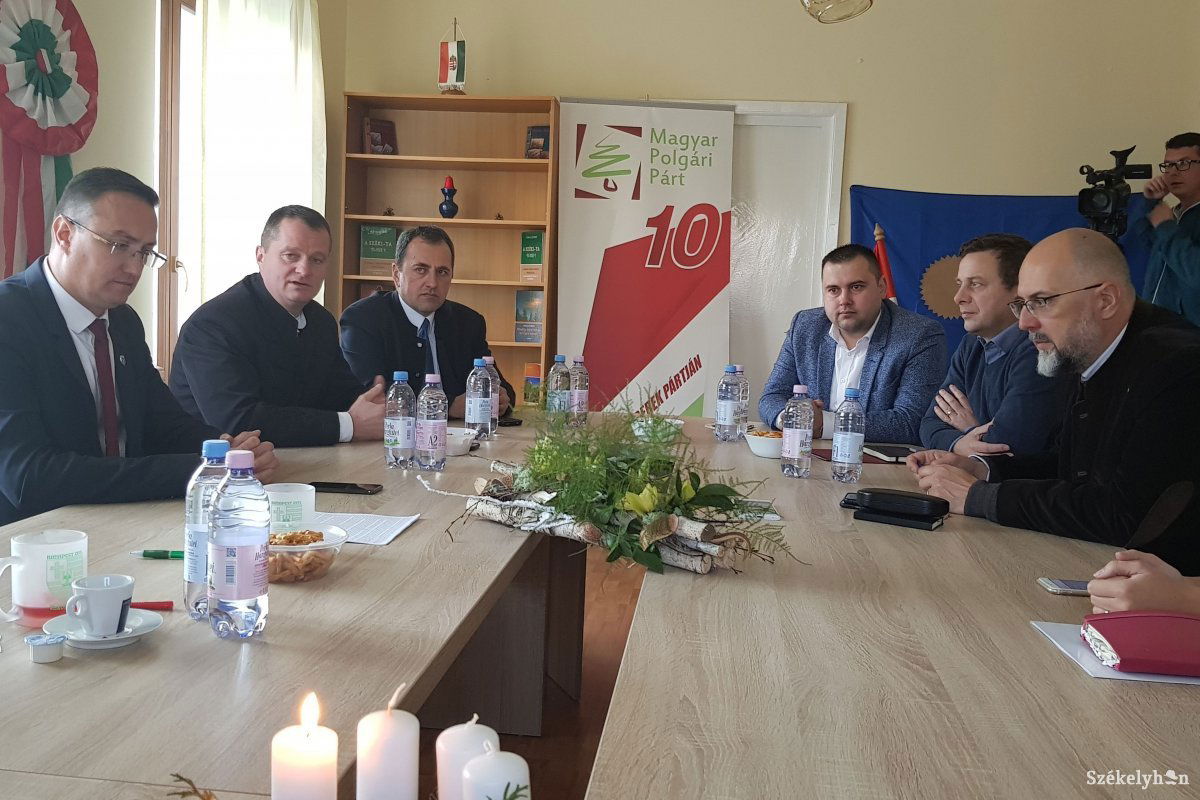 Gyergyószentmiklóson egyeztetett az MPP és az RMDSZ vezetése • Fotó: Gergely Imre
