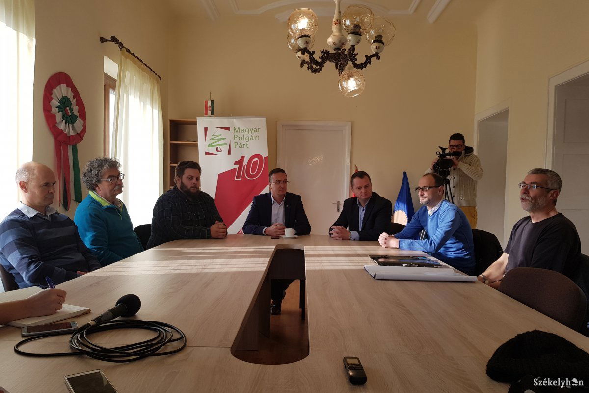 Magánszemélyként tettek feljelentést. Másokat is erre biztatnak •  Fotó: Gergely Imre