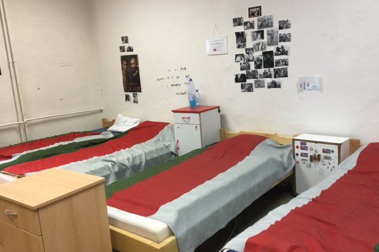Új ágyak a református kollégiumban (X)