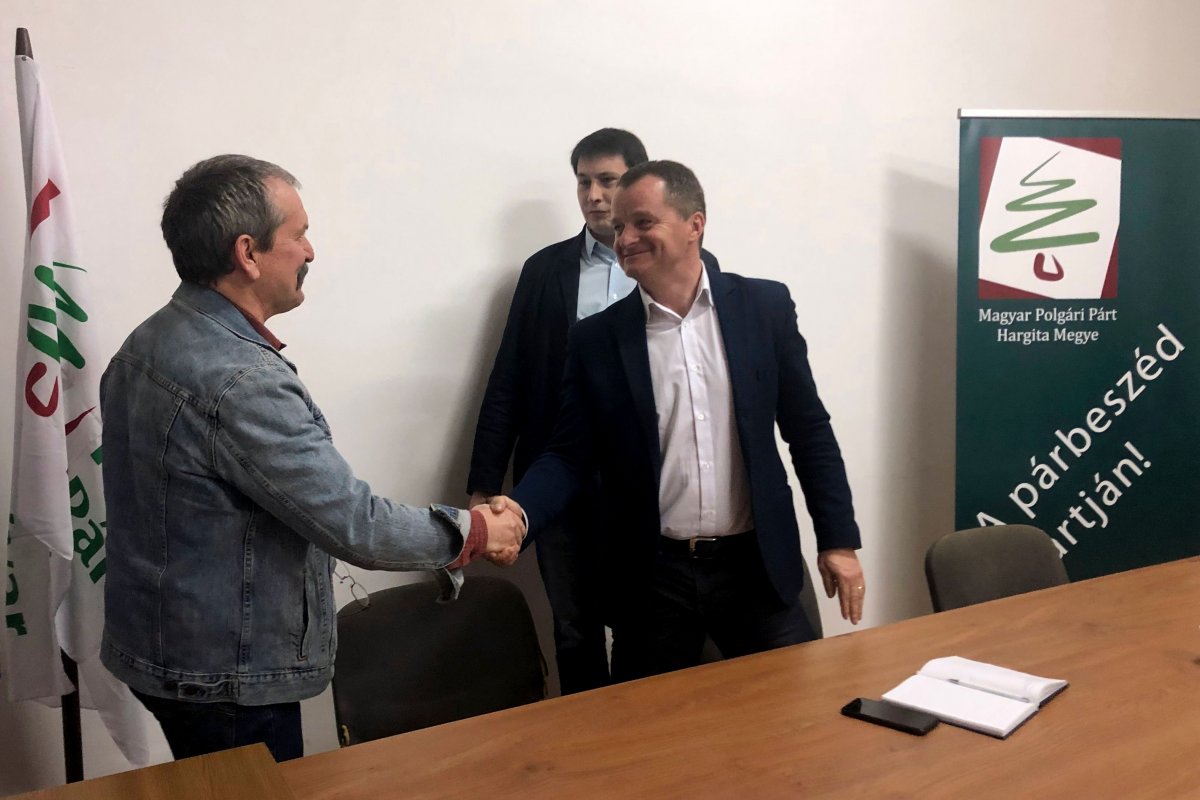 Rákossy Botond József (balra) és Mezei János (jobbra). Eltérő állásponton van az MPP megyei és országos elnöke a székelyudvarhelyi közgyűlés szabályosságát illetően •  Fotó: MPP