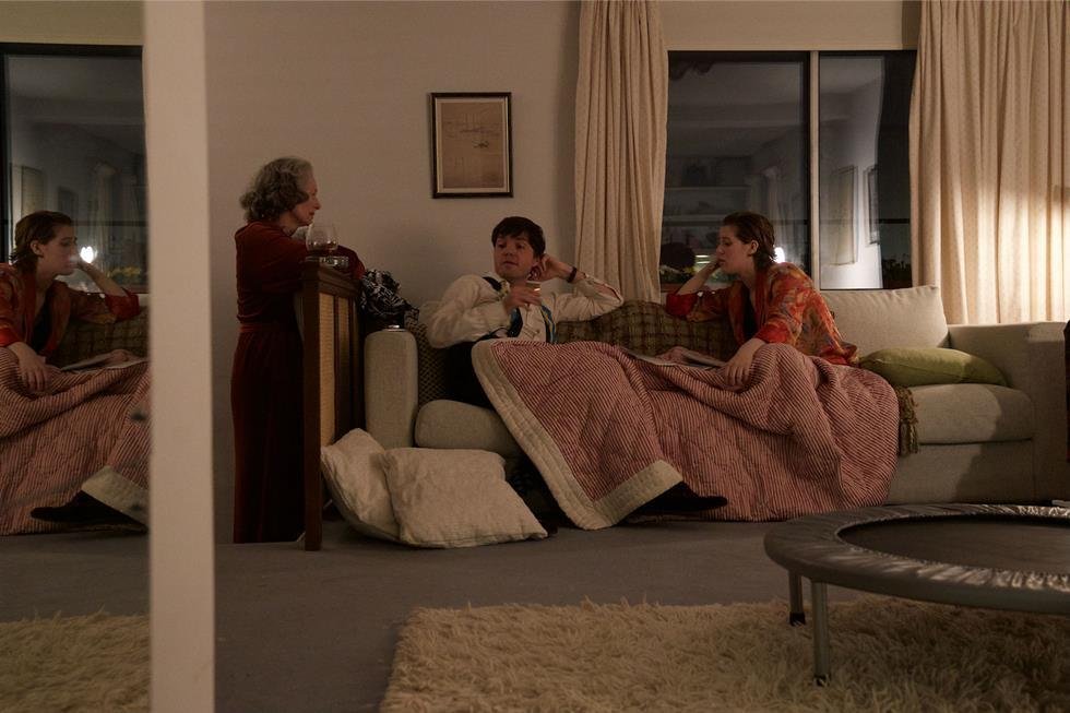Képkocka a The Souvenir című filmből •  Fotó: The Playlist
