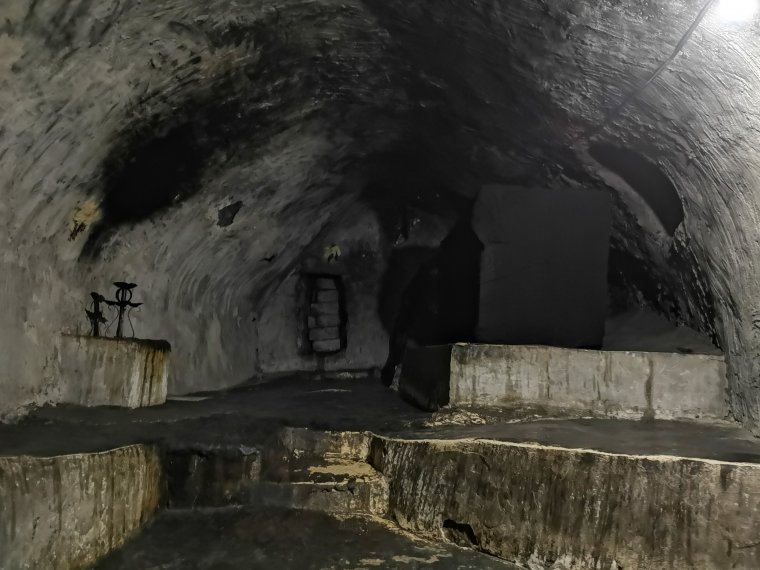 Vissza az ördög házába