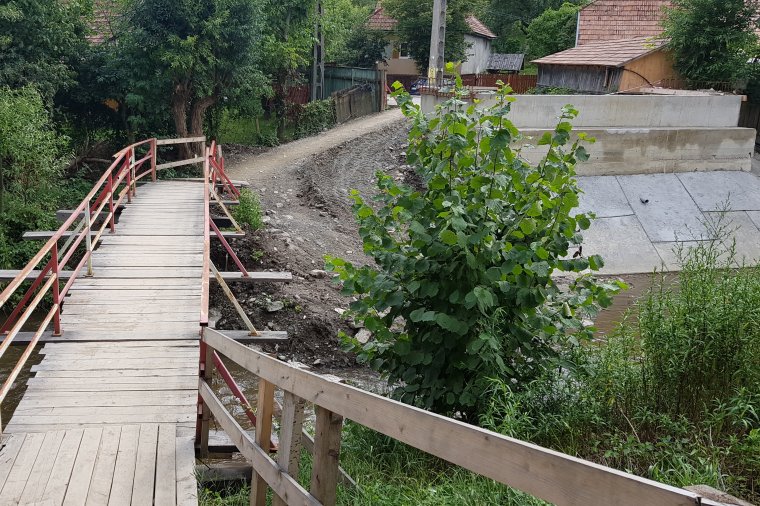 Új hidat építenek Parajd Alsósófalva fele vezető részén – a munkálatok áramszünettel fognak járni