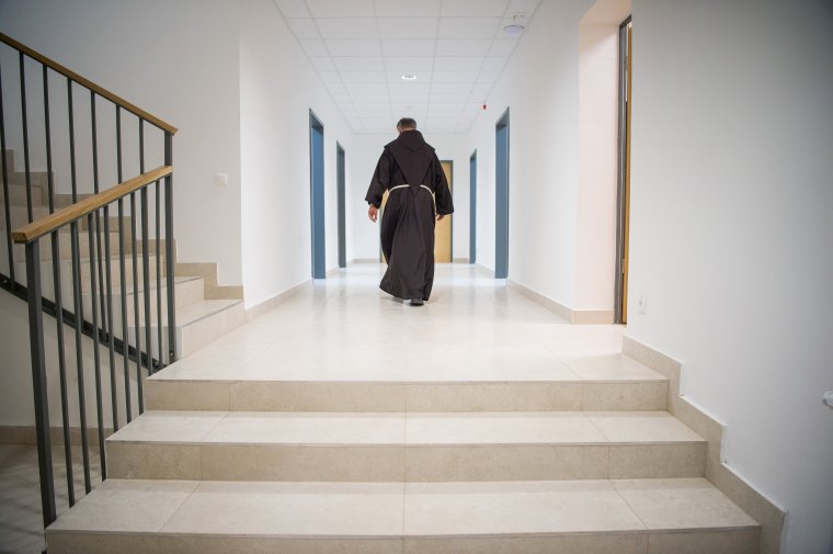 Különleges kötetet mutatnak be Csíkszeredában: újjászületett a ferencesek több mint háromszáz éves szakácskönyve