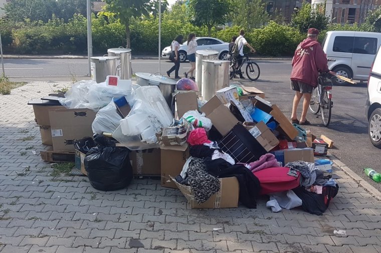 Háromszáz lejes pénzbírság a szemetelőnek