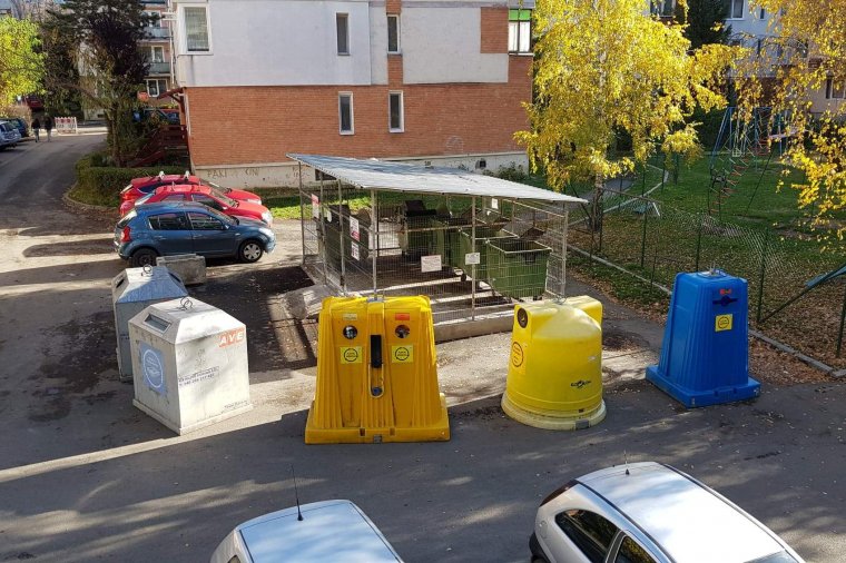 Ne parkolj, szelektálj! – A nap fotója Udvarhelyről