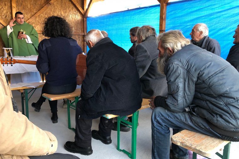 Huszonnégy órán át a szegényekért