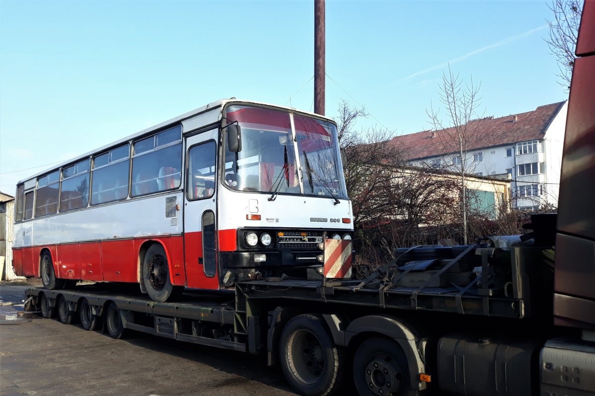 Az Ikarus 256.50 típusú autóbusz. 2019-ig használatban volt Csíkszeredában •  Fotó: Magyar Műszaki és Közlekedési Múzeum
